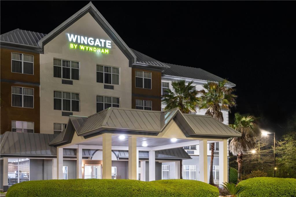 Wingate By Wyndham Savannah Gateway Hotel 2*