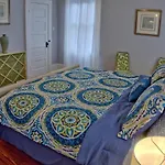 Beautiful 6 Bed, 5 Bath Historic Savannah Home