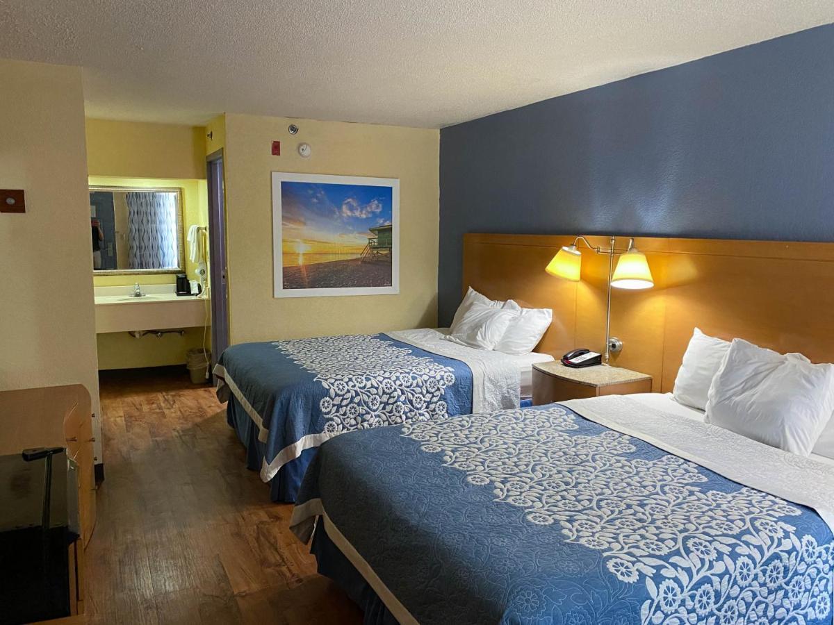 Hotel 6 Savannah Ga Gateway & I95 2*