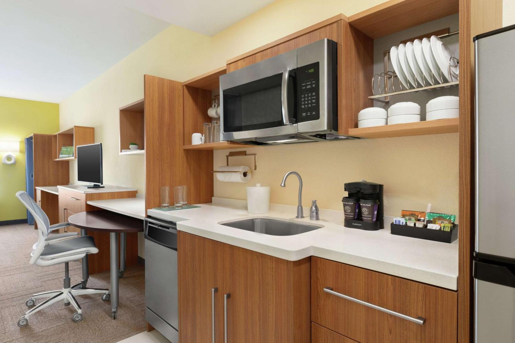 Home2 By Hilton Savannah Airport Hotel Pooler
