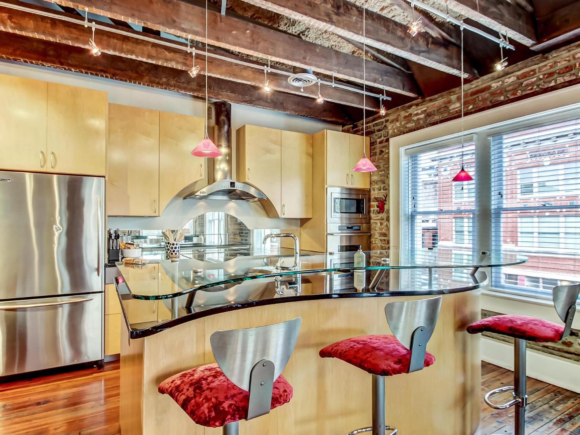 Broughton Corner Loft Apartment Savannah