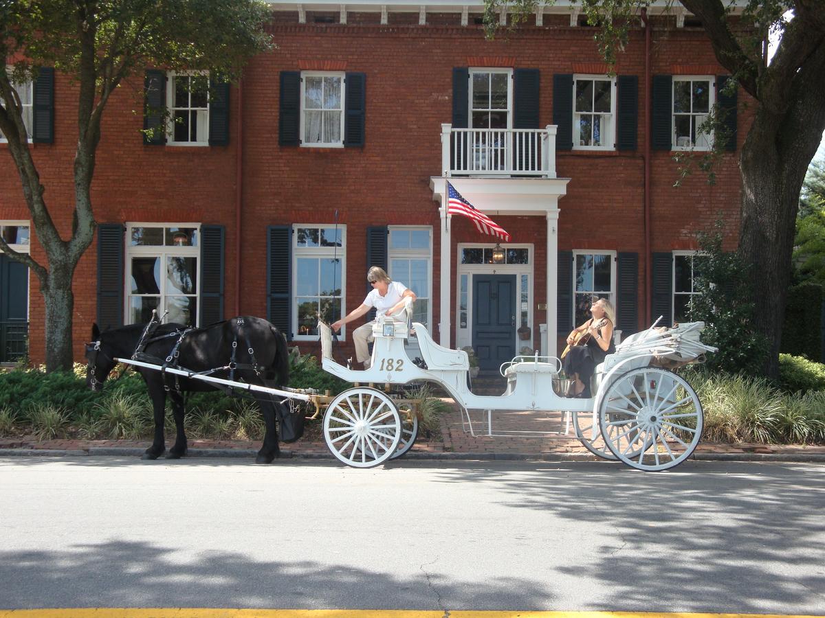 Armstrong Inns Bed & Breakfast Savannah
