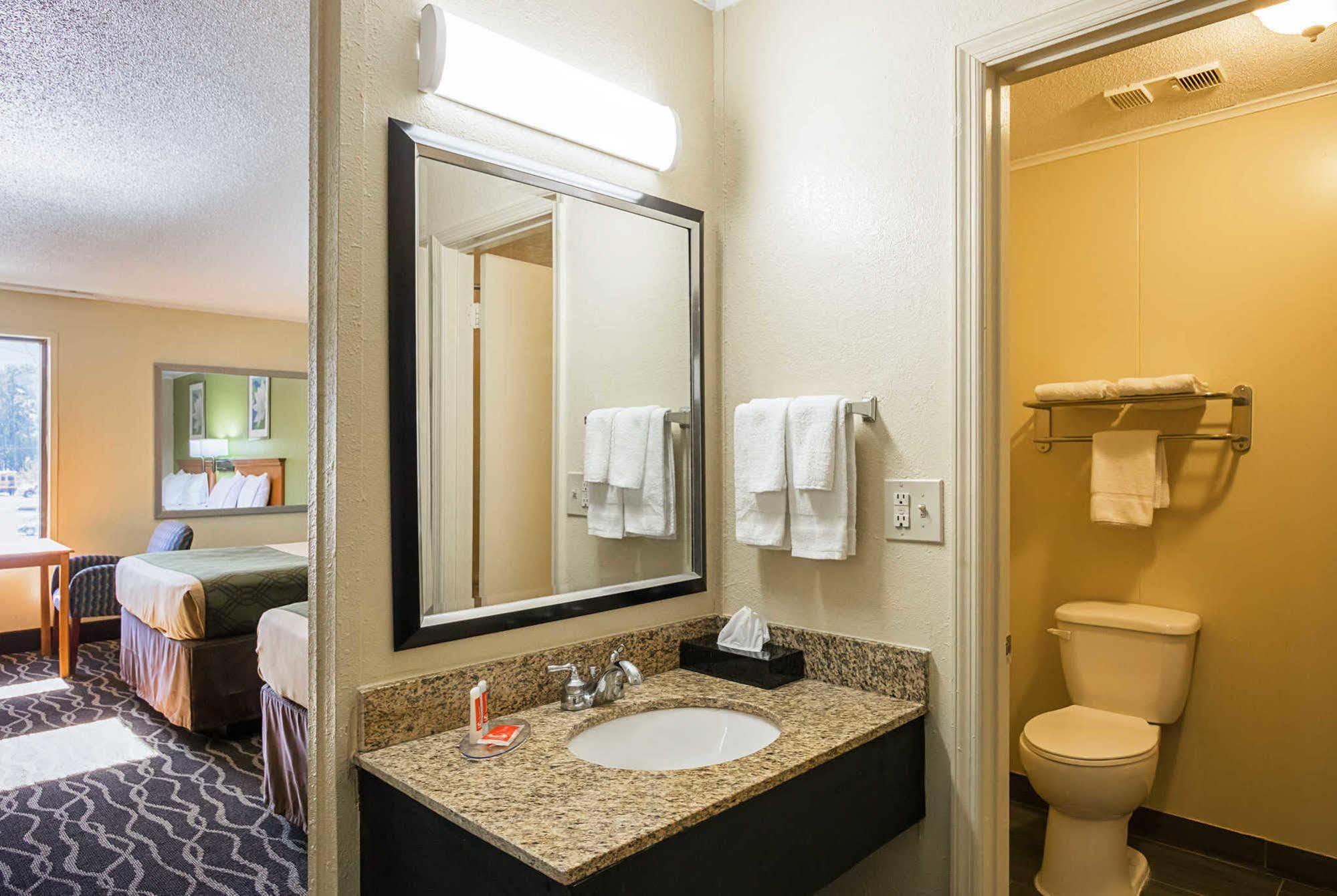 Lodge Econo Savannah