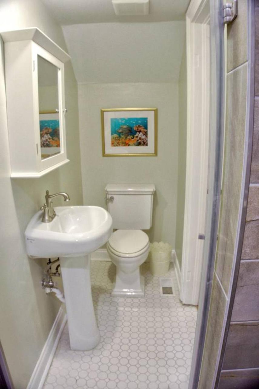 Beautiful 6 Bed, 5 Bath Historic