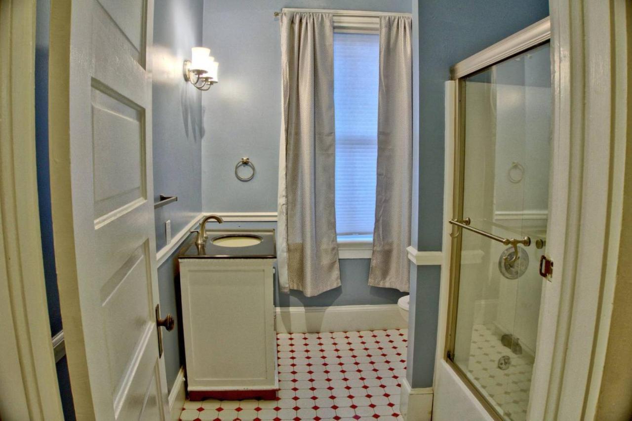 Beautiful 6 Bed, 5 Bath Historic