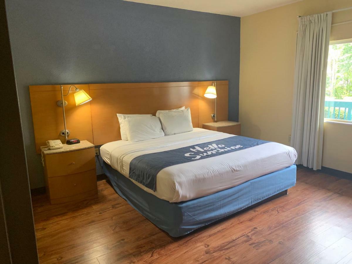 Hotel 6 Savannah Ga Gateway & I95