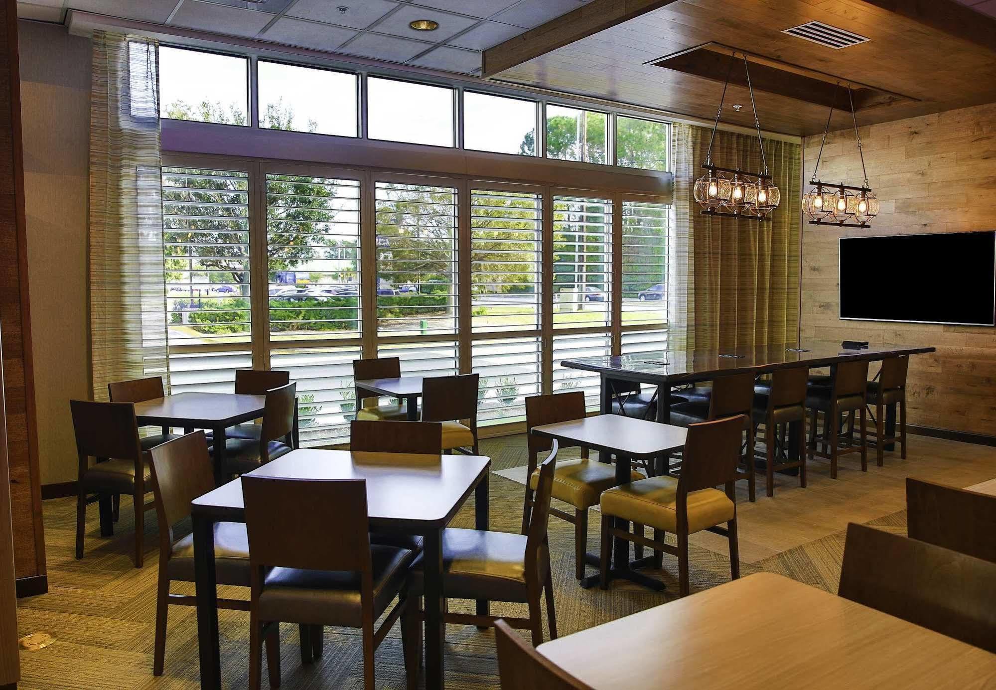 Fairfield & By Marriott Midtown 3*
